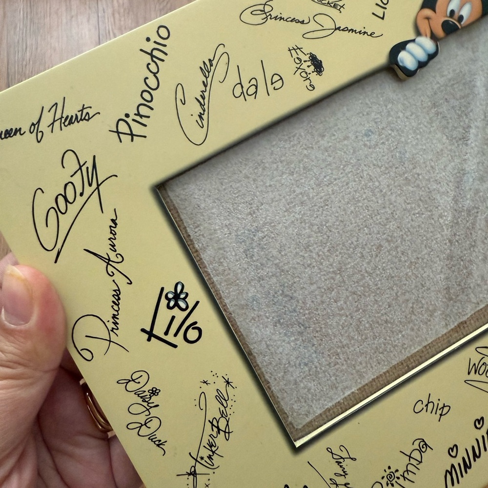 Disney Cream Character Signature Photo Frame - Picture 2 of 7